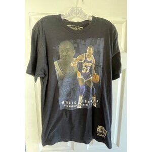Hardwood Classics Mitchell & Ness Tshirt Magic Johnson Stat Sheet Size Large NWT